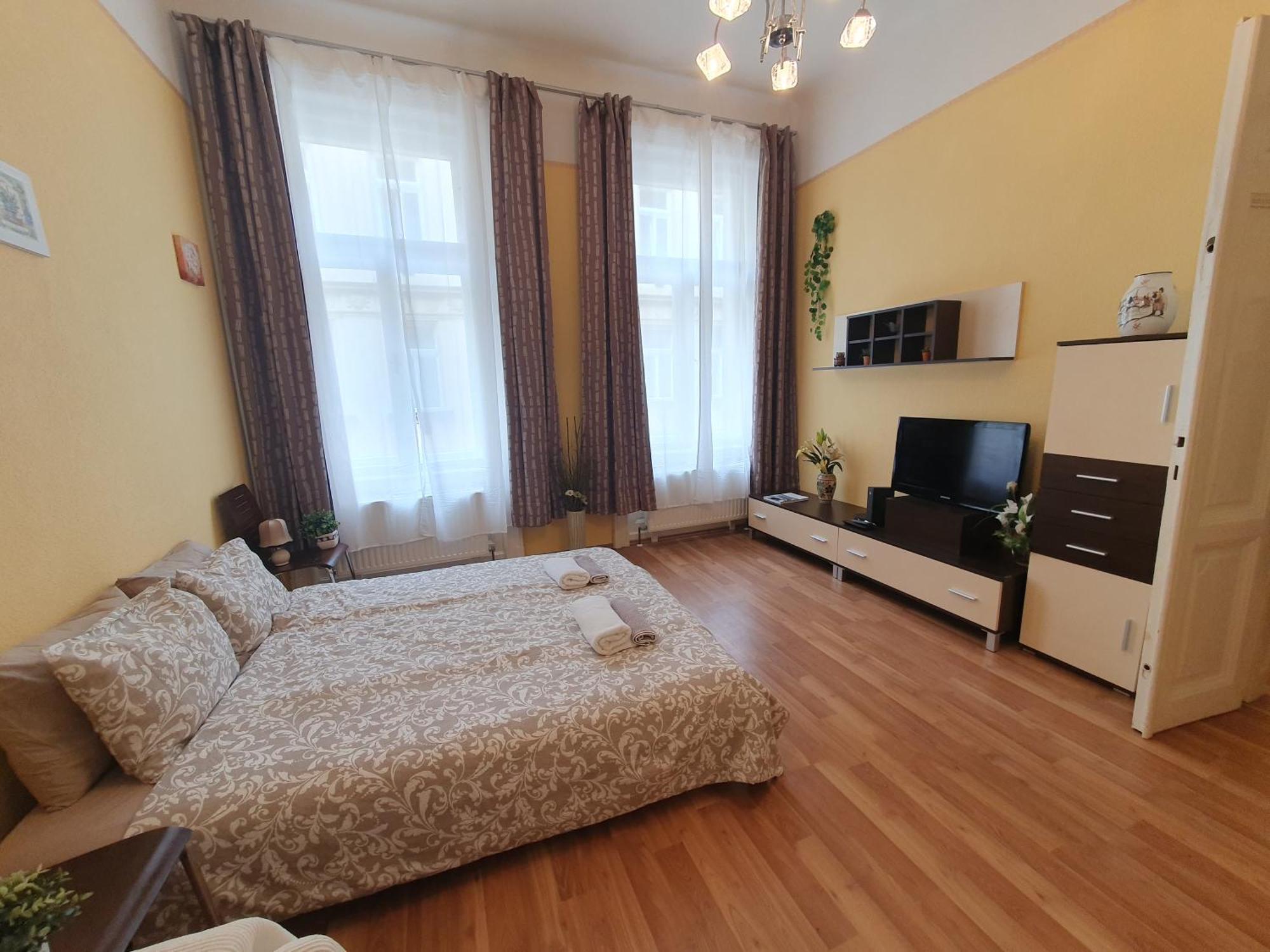 Astoria Central Home Budapest Ngoại thất bức ảnh