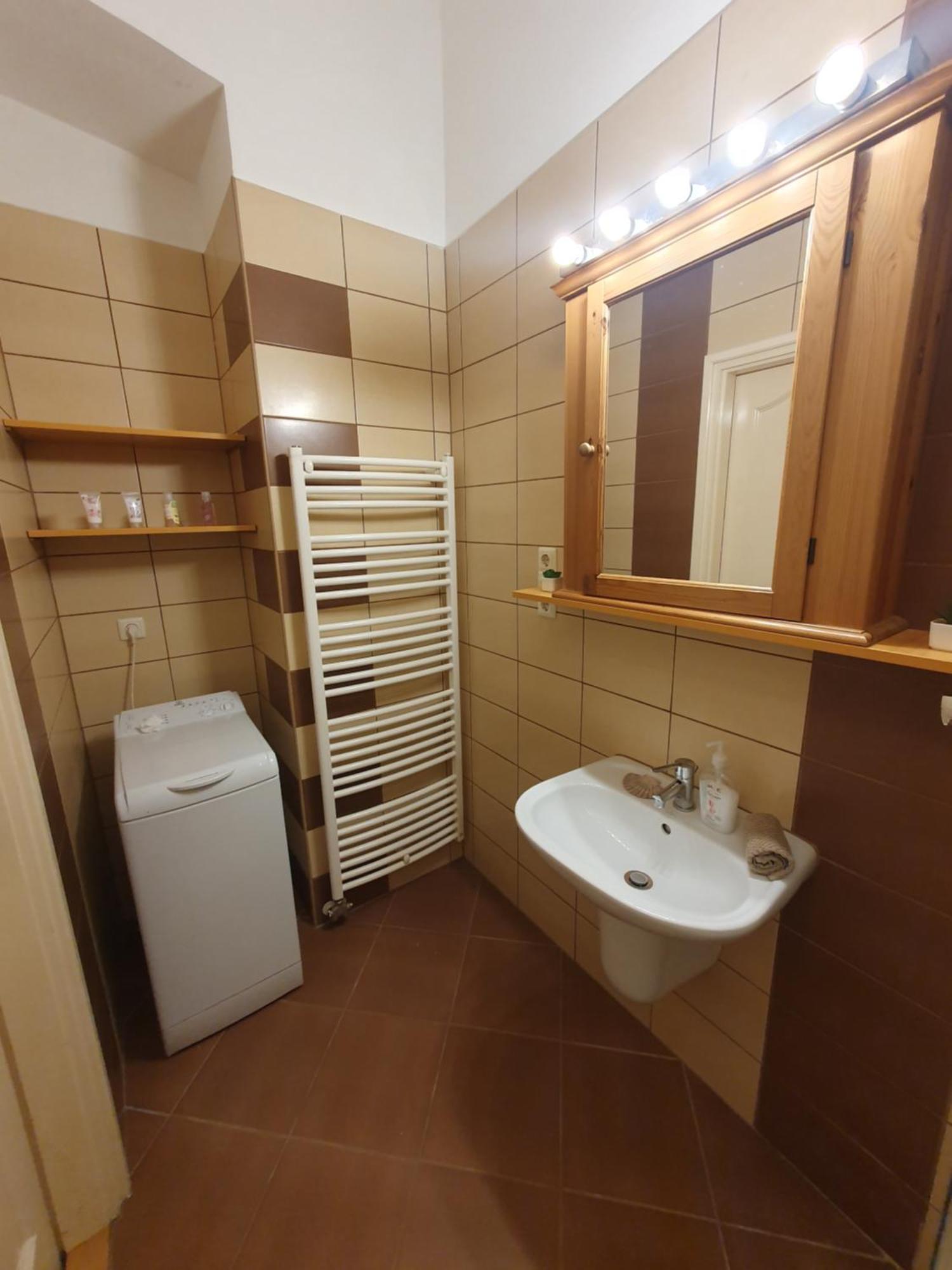 Astoria Central Home Budapest Ngoại thất bức ảnh